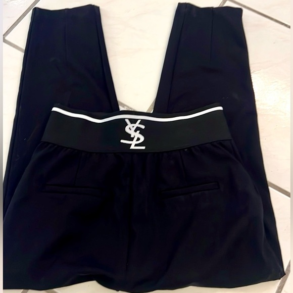 Leggings, Elastic Waist, Spandex/Nylon, Black, Excellent Condition, Size Medium - Picture 3 of 11